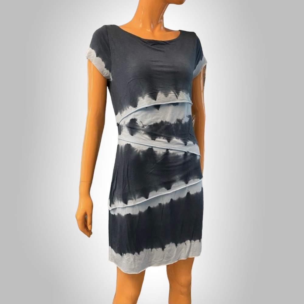 ANAMA Tiered Tie Dye Tee Shirt Shift Dress